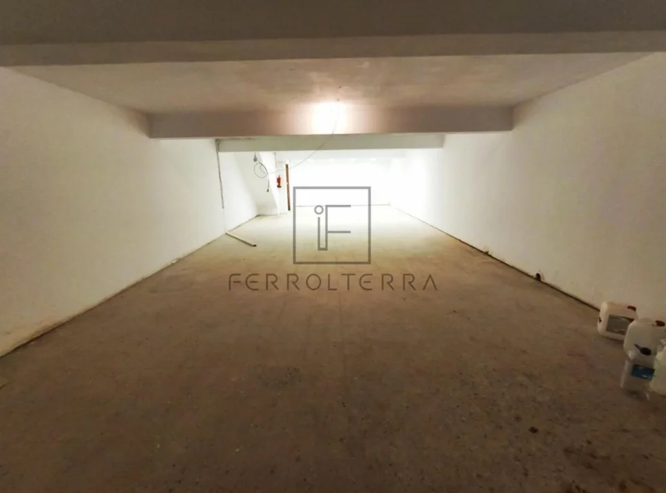 Se Alquila Local Comercial en el Centro, Ferrol