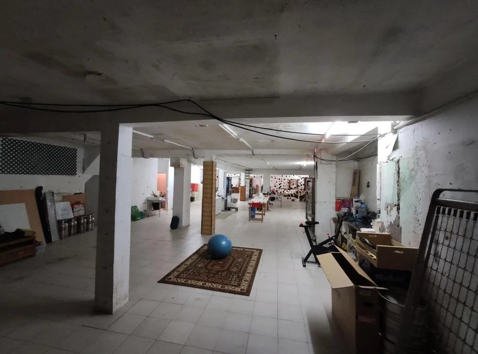 Local comercial en carretera de castilla en alto castaño, narón