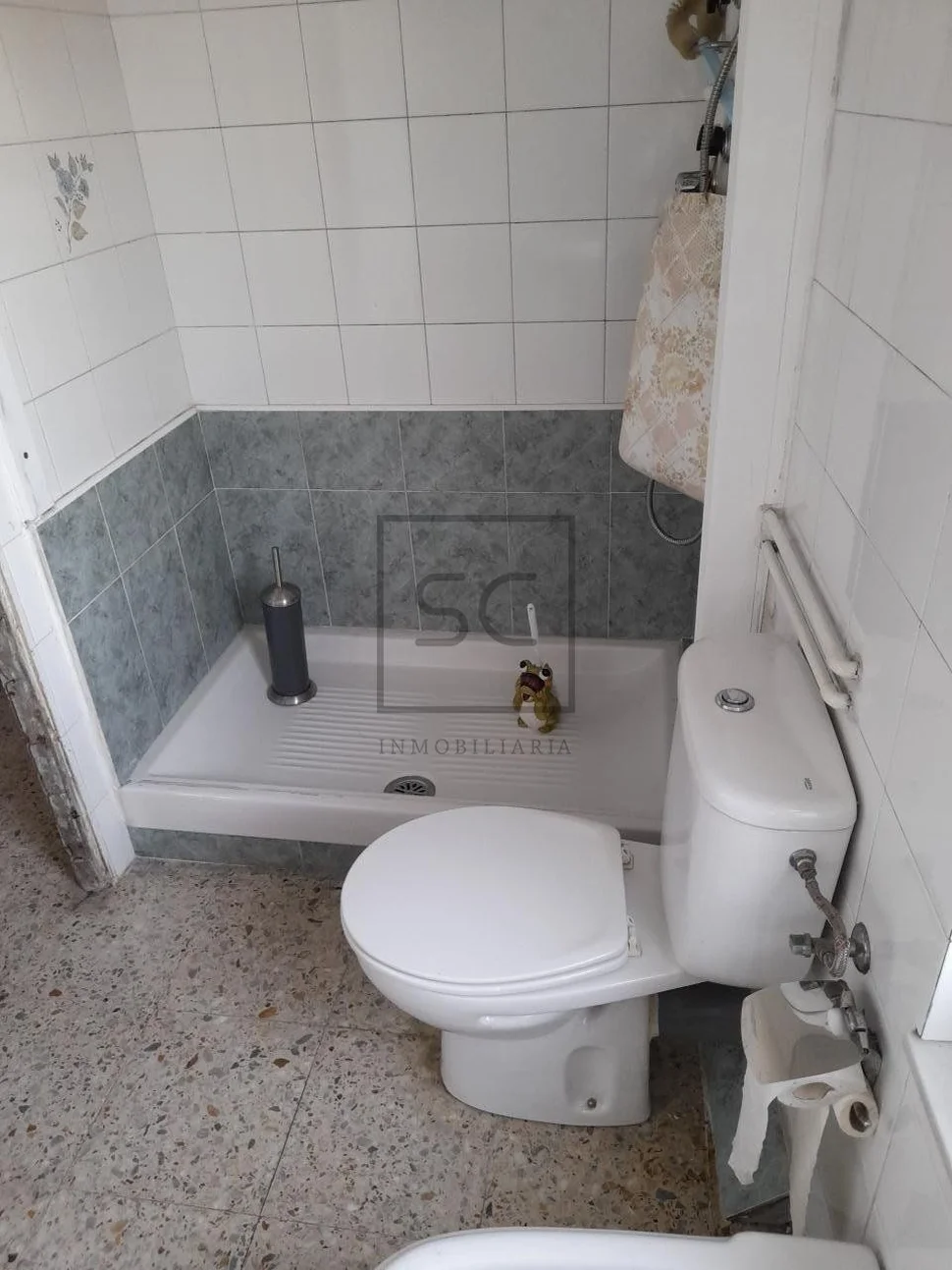 Casa de piedra con finca en franza, murgados