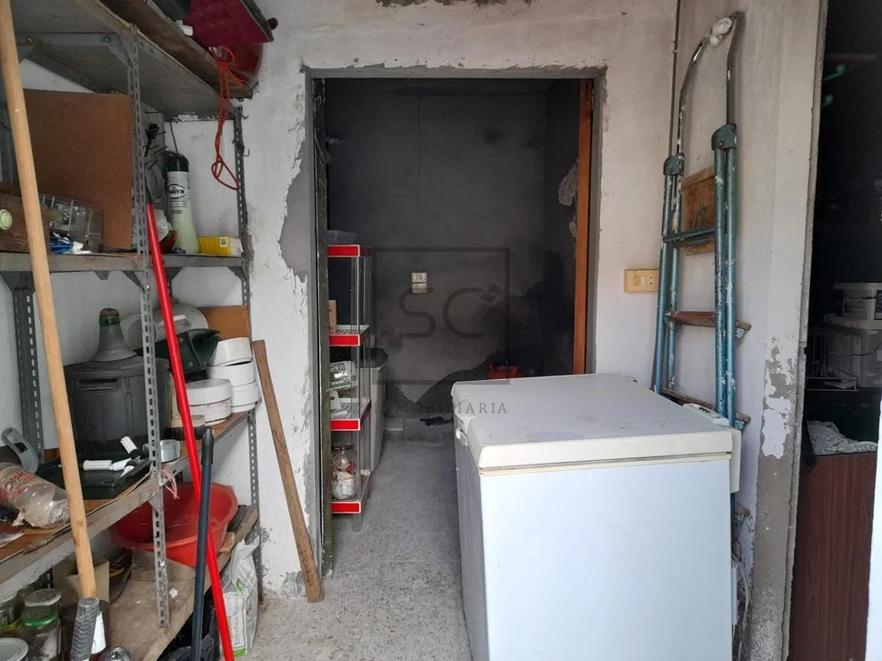 Casa de piedra con finca en franza, murgados