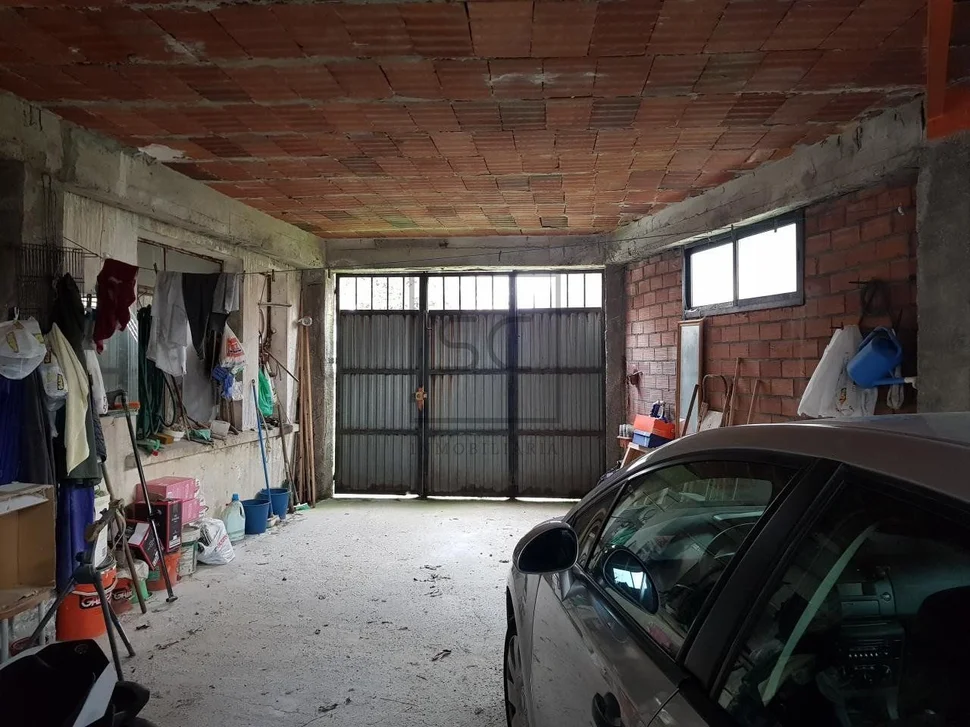 Vivienda y bajos en perlío, ferrol