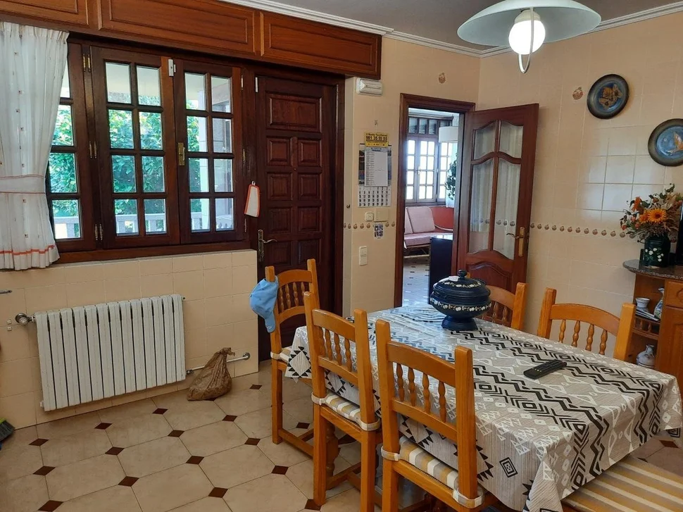 Magnífica vivienda unifamiliar en finca de buen tamaño en sedes, narón