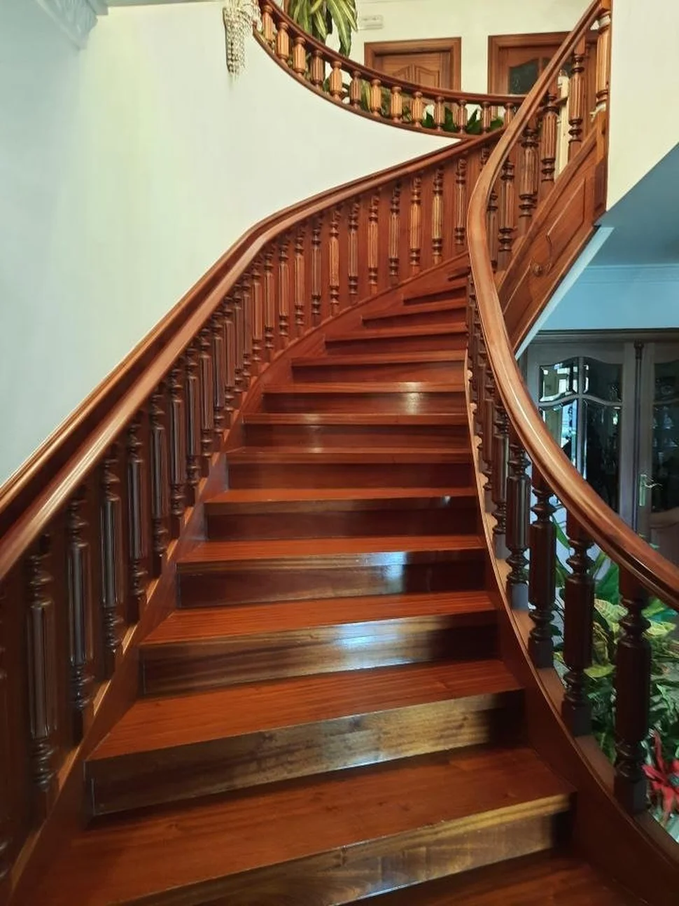 Magnífica vivienda unifamiliar en finca de buen tamaño en sedes, narón