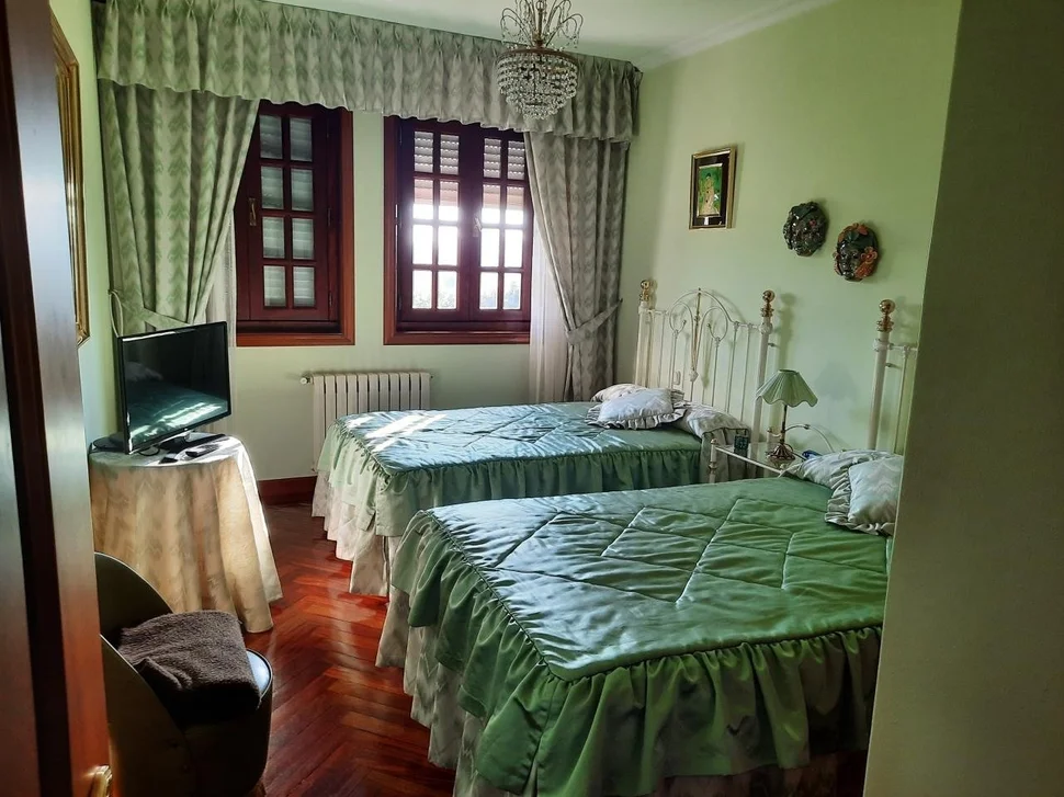 Magnífica vivienda unifamiliar en finca de buen tamaño en sedes, narón