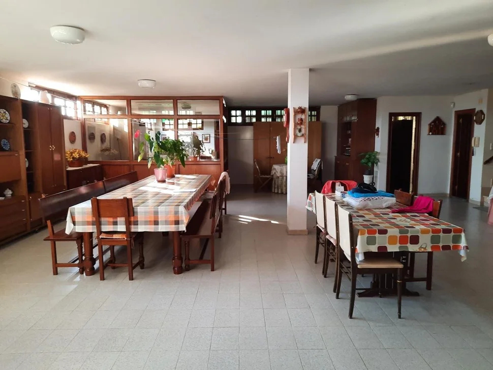 Magnífica vivienda unifamiliar en finca de buen tamaño en sedes, narón