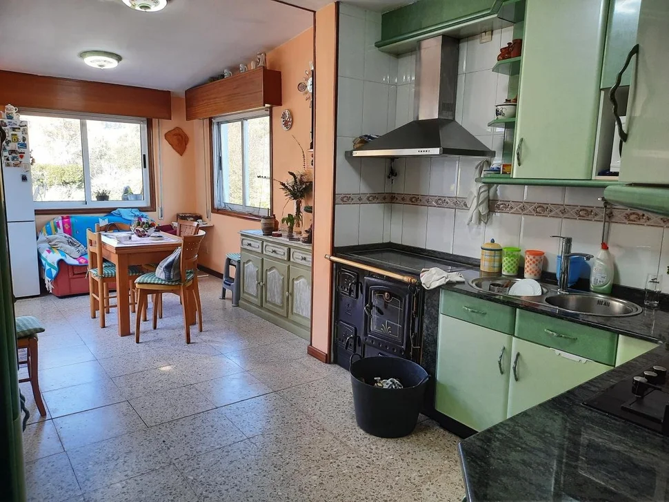 Casa con finca de 1500m en la cabana, ferrol