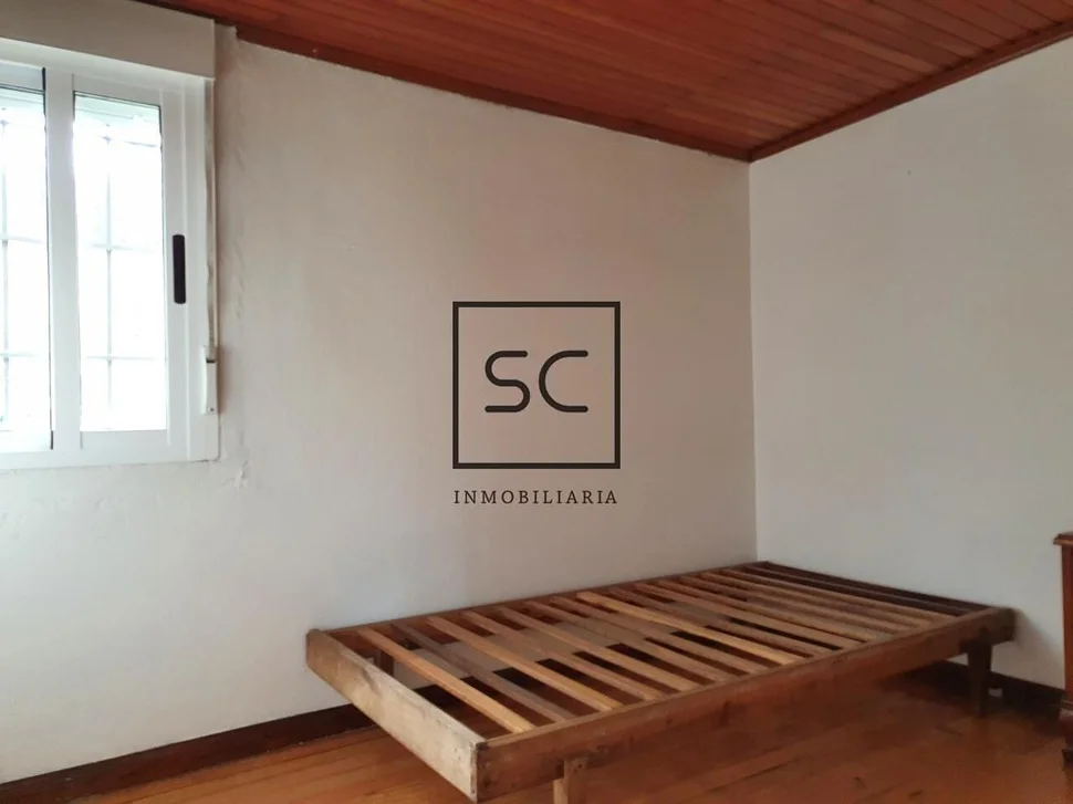 Casa con finca en san saturniño