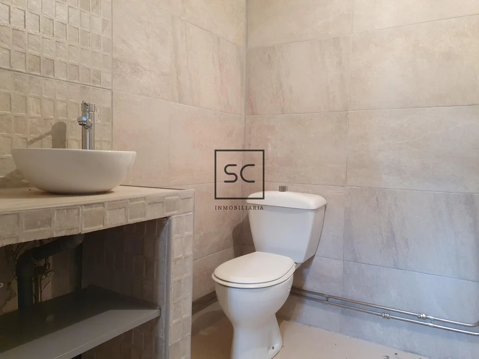 Casa con finca en san saturniño