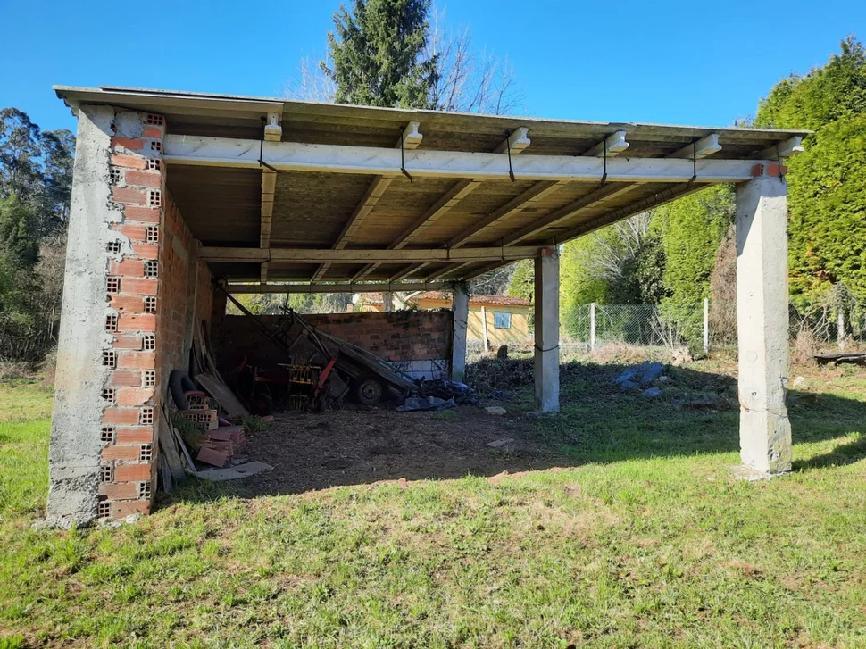 Casa de piedra para acondicionamiento interior en pedroso, narón