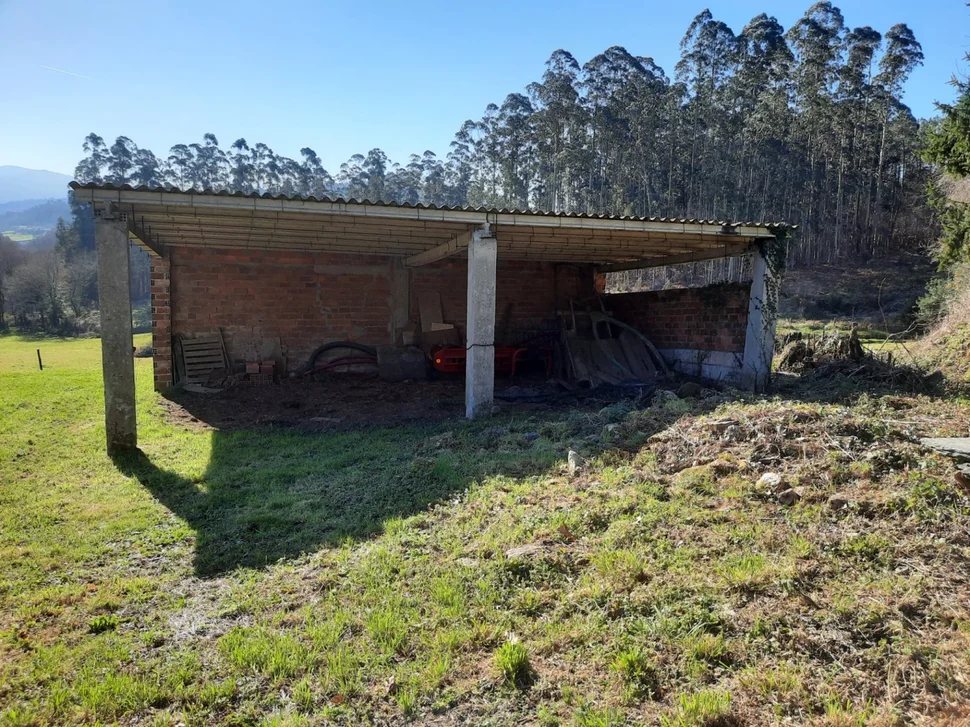 Casa de piedra para acondicionamiento interior en pedroso, narón