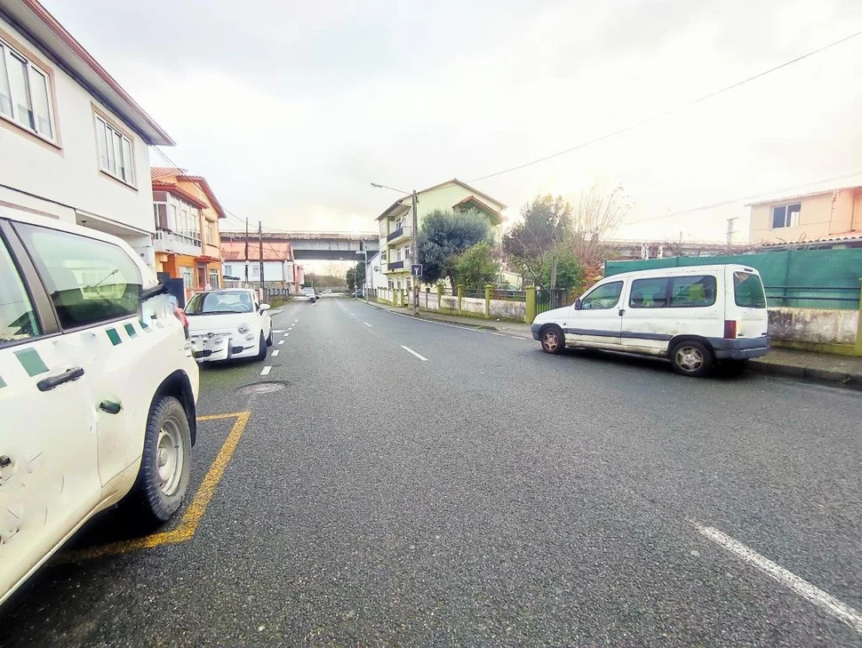 Solar edificable en neda, neda