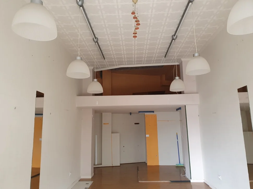 Local ideal para negocio en el centro, monforte de lemos