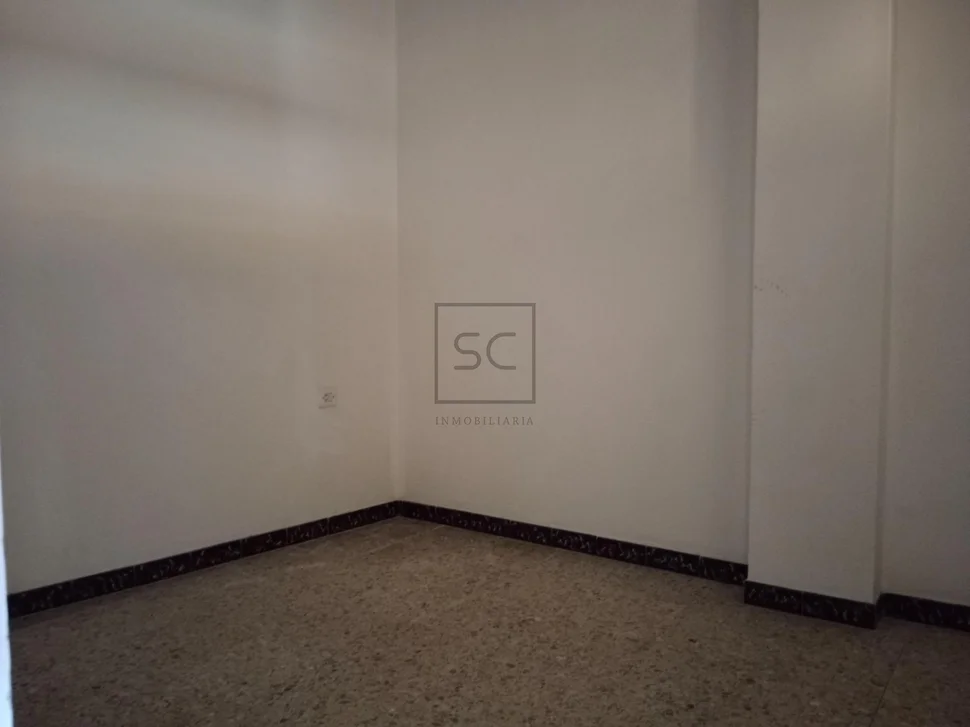 Casa para reformar con vistas al mar en o seixo, mugardos