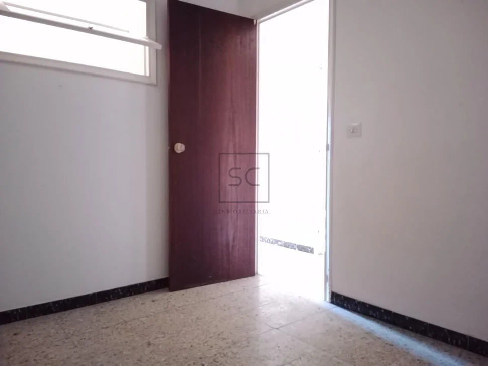 Casa para reformar con vistas al mar en o seixo, mugardos