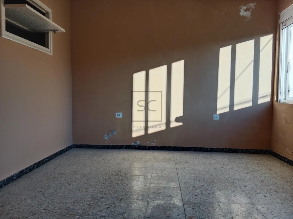 Casa para reformar con vistas al mar en o seixo, mugardos