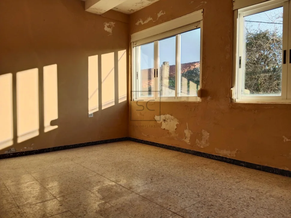 Casa para reformar con vistas al mar en o seixo, mugardos