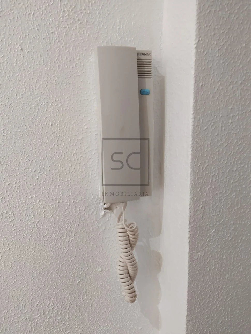 Amplio piso con garaje rotativo en caranza, ferrol