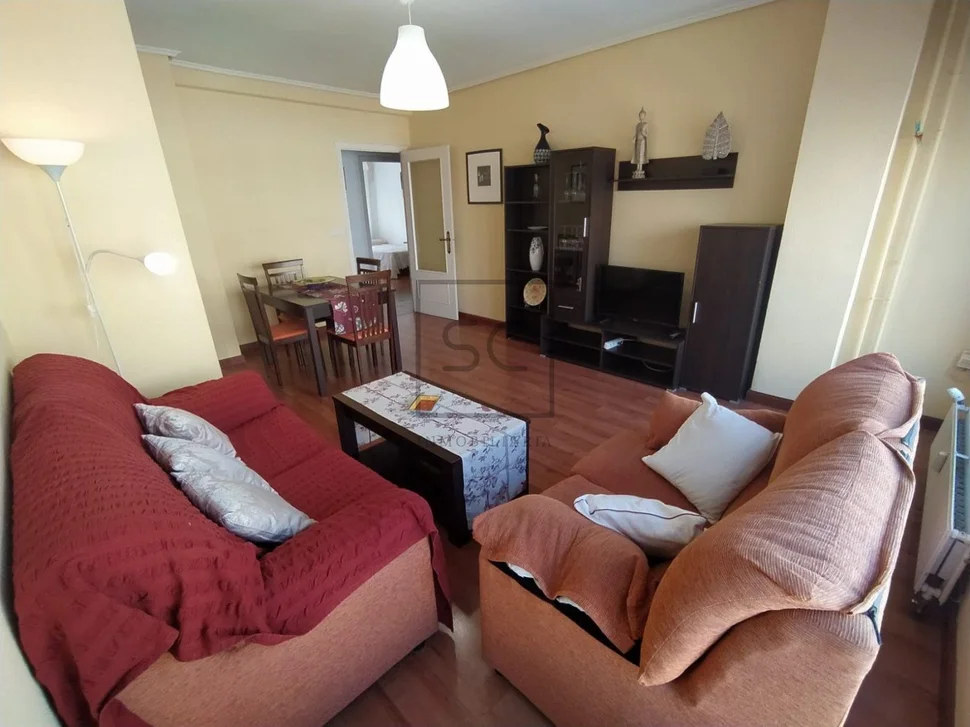 Amplio piso con garaje rotativo en caranza, ferrol