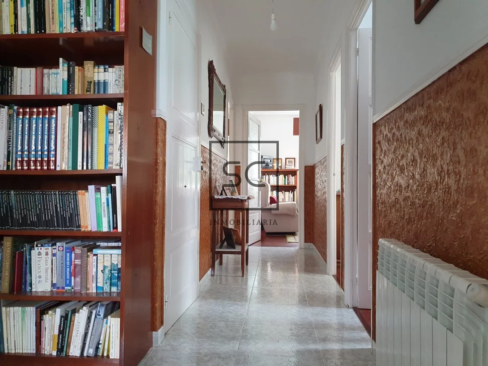 Casa con Bodegas y Finca en A Coruña, Mugardos