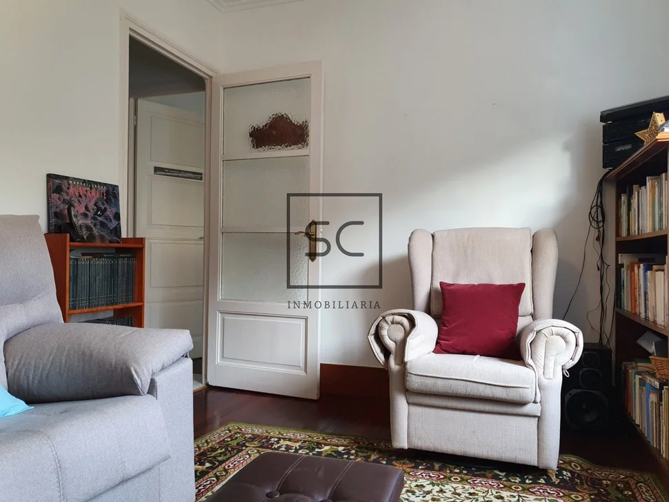 Casa con Bodegas y Finca en A Coruña, Mugardos