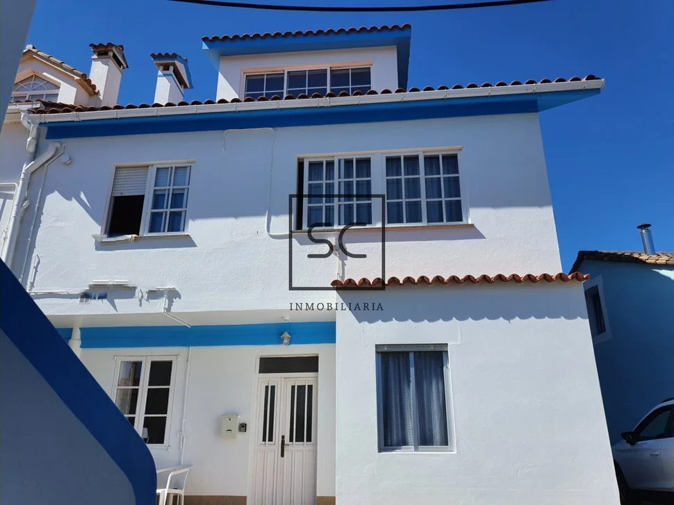 Casa con Bodegas y Finca en A Coruña, Mugardos