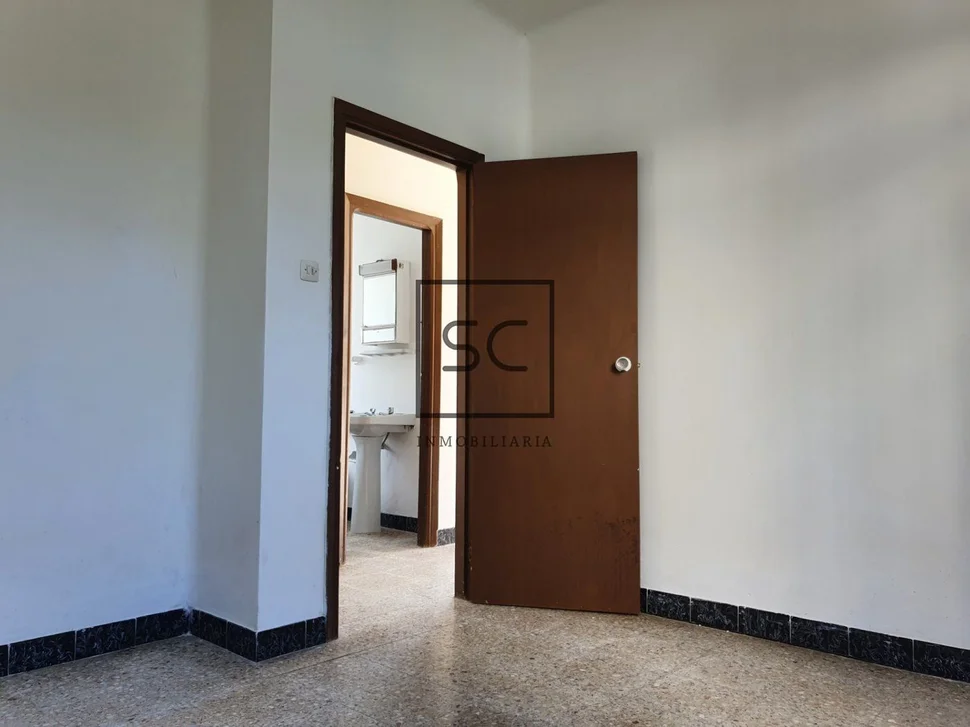 Casa con Garaje y Finca en Piñeiros, Narón