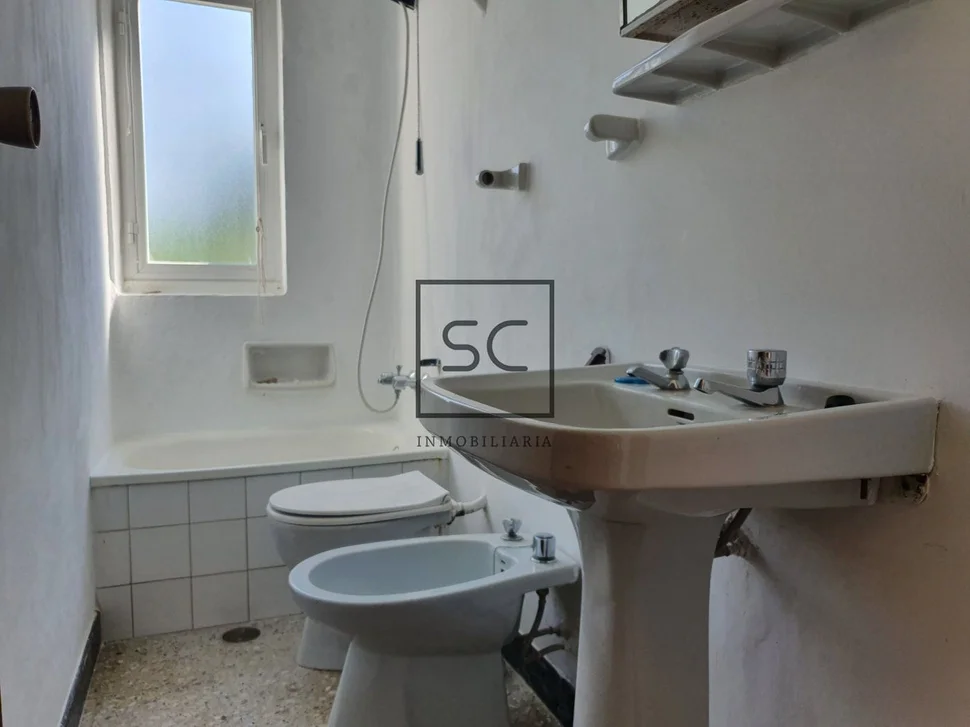 Casa con Garaje y Finca en Piñeiros, Narón