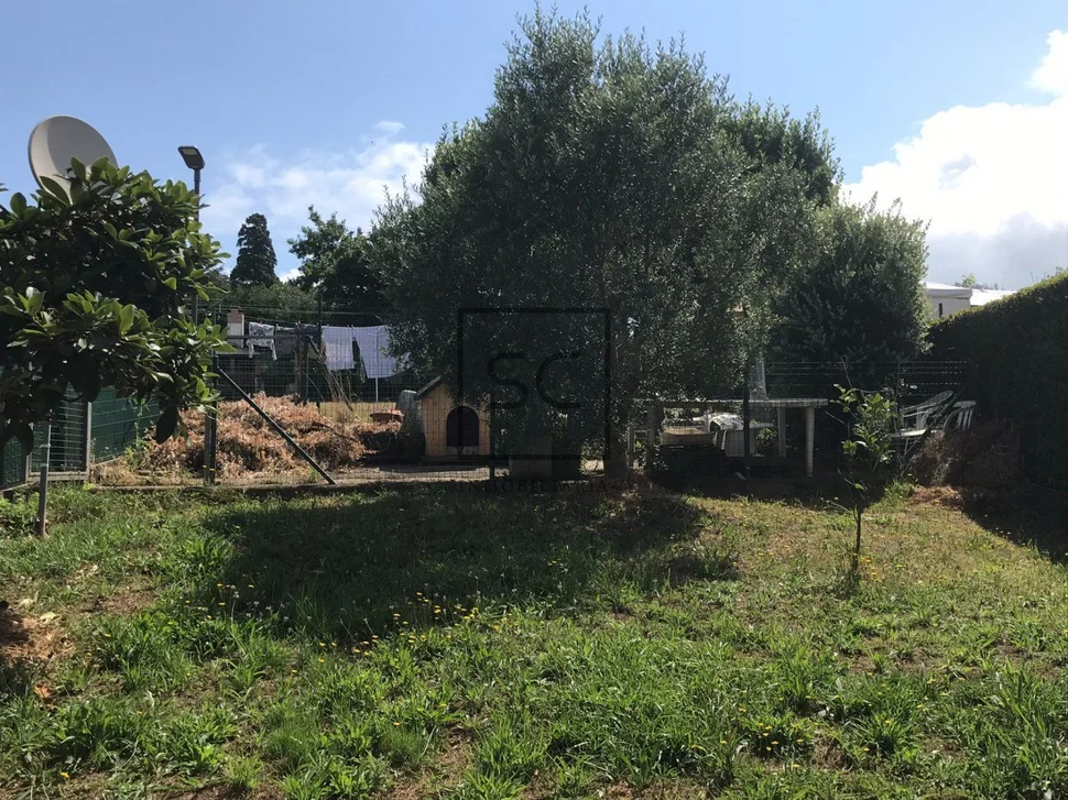 Pareado cercano a playa frouxeira para entrar a vivir en valdoviño, valdoviño