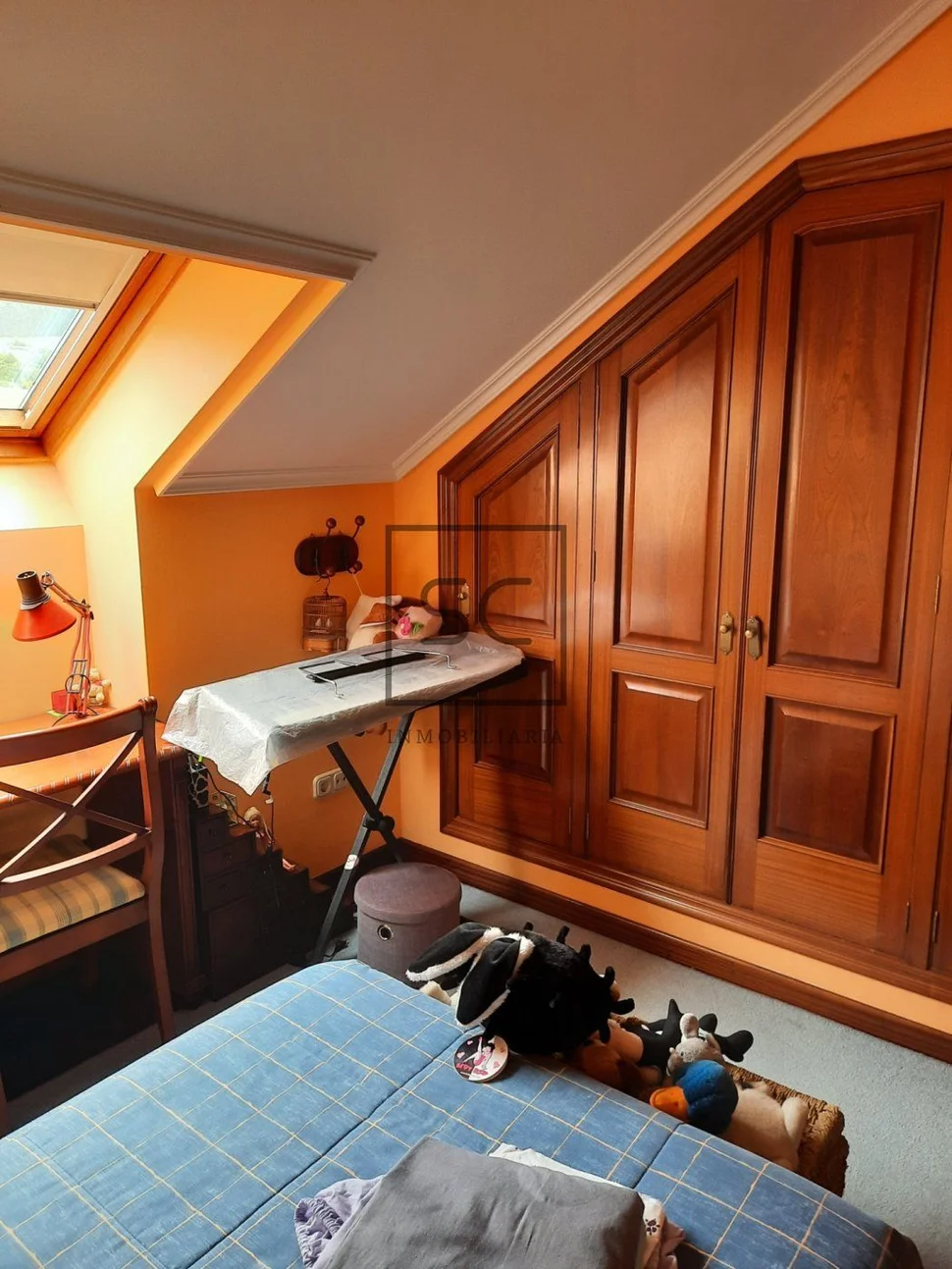 Pareado cercano a playa frouxeira para entrar a vivir en valdoviño, valdoviño