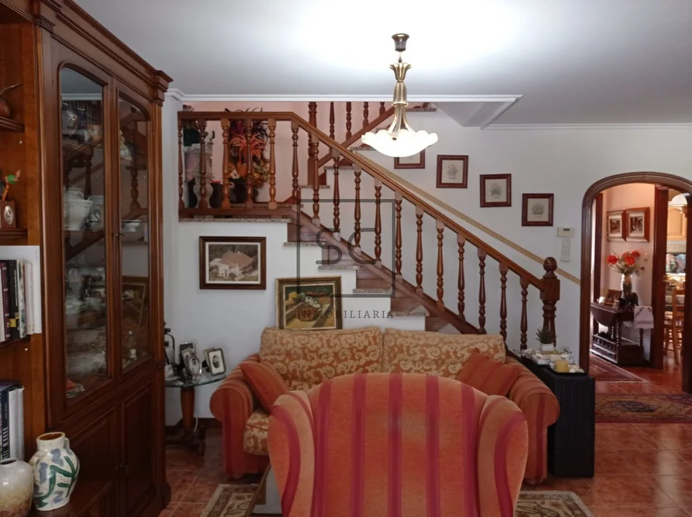 Pareado cercano a playa frouxeira para entrar a vivir en valdoviño, valdoviño