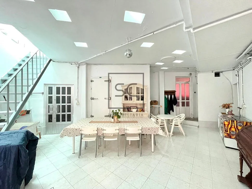 Casa en el centro de fene con terraza en fene, fene