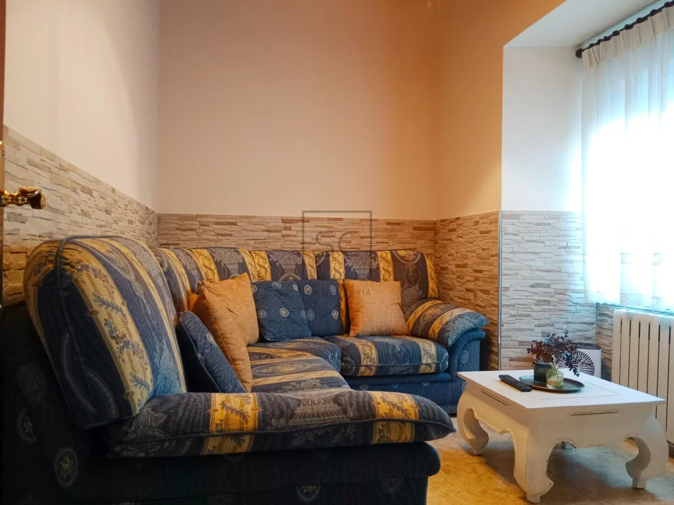 Casa en el centro de fene con terraza en fene, fene