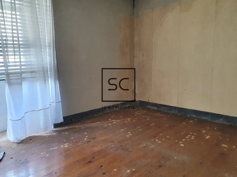 Casa con finca en sedes, narón