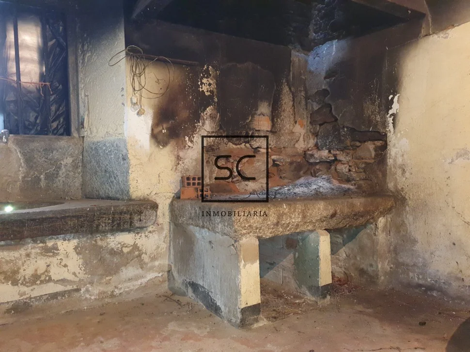 Casa con finca en sedes, narón