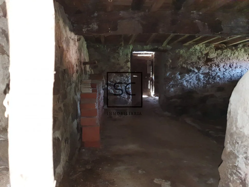 Casa con finca en sedes, narón