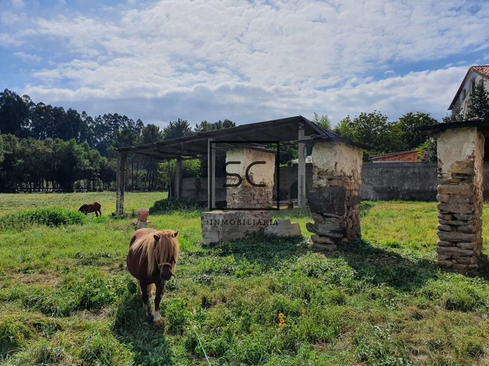 Casa con finca en sedes, narón