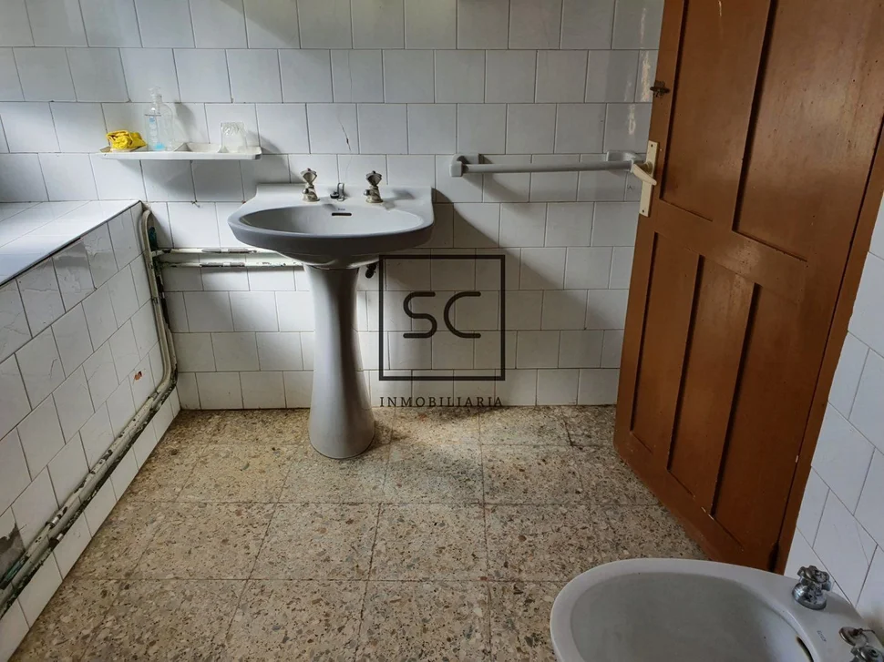 Casa con finca en sedes, narón