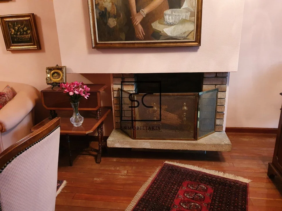 Piso con ascensor y garaje en ensache, a coruña