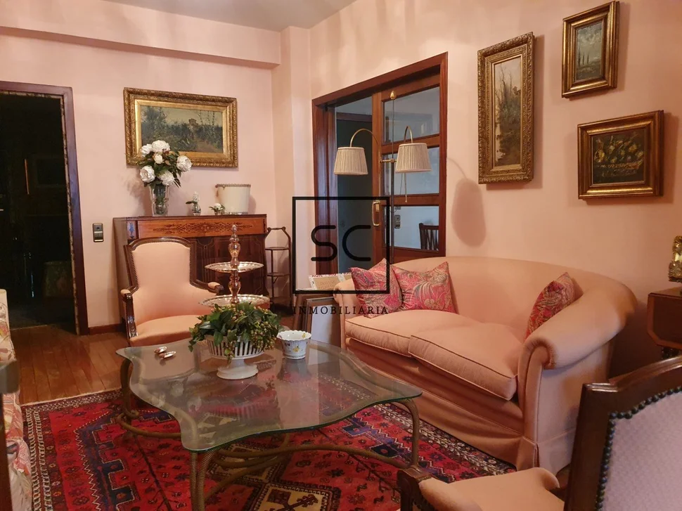 Piso con ascensor y garaje en ensache, a coruña