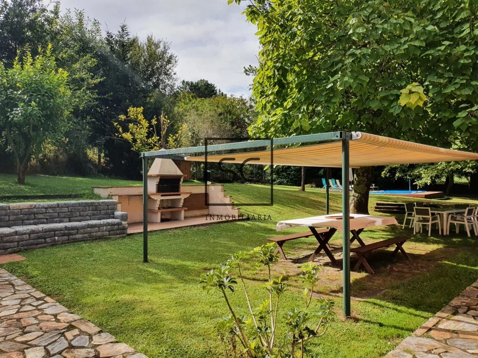 Chalet con piscina y finca en maniños, fene