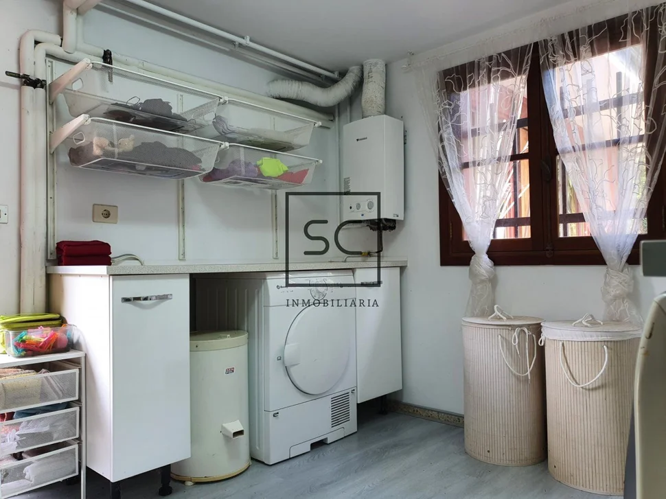 Chalet con piscina y finca en maniños, fene