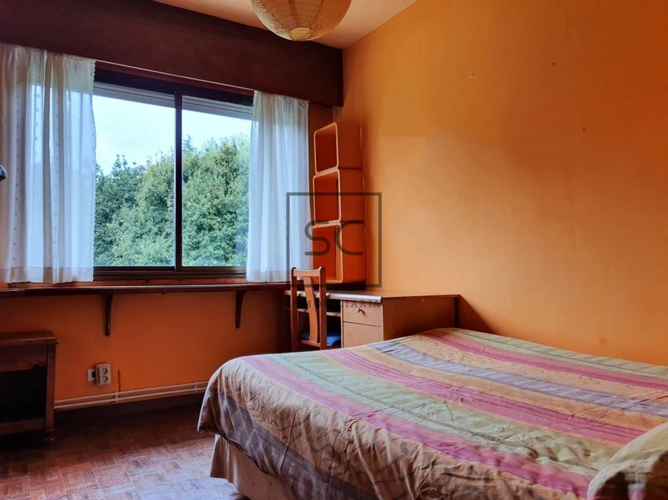 Chalet con finca edificable en san cidre, bergondo