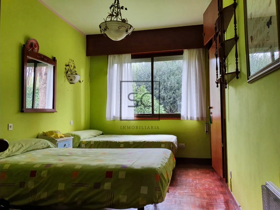 Chalet con finca edificable en san cidre, bergondo