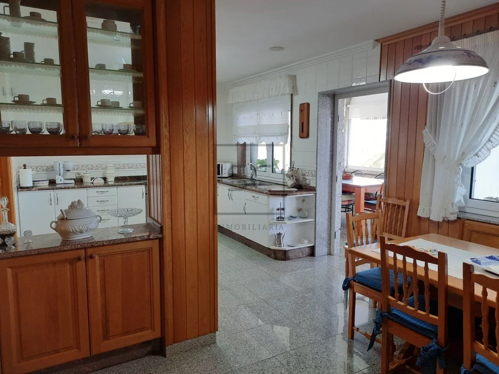 Magnifico chalet individual con piscina y jardin en valdoviño, valdoviño