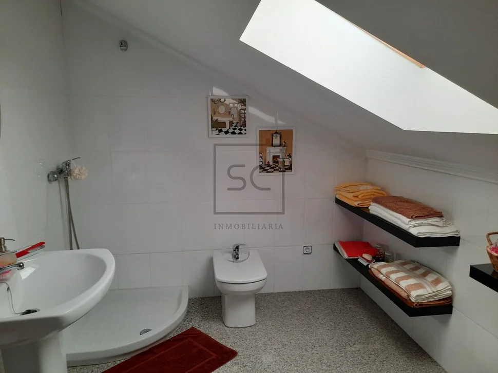 Magnifico chalet individual con piscina y jardin en valdoviño, valdoviño