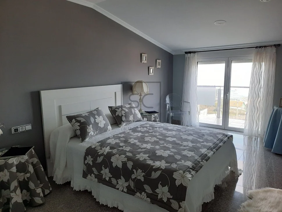 Magnifico chalet individual con piscina y jardin en valdoviño, valdoviño