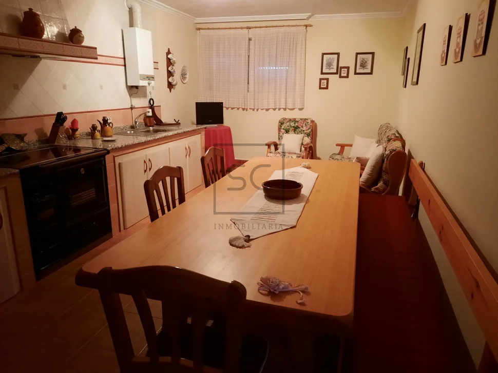 Magnifico chalet individual con piscina y jardin en valdoviño, valdoviño