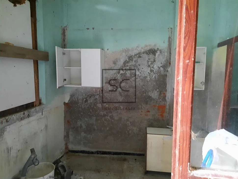 Vivienda adosada para reforma integral en piñeiros, narón