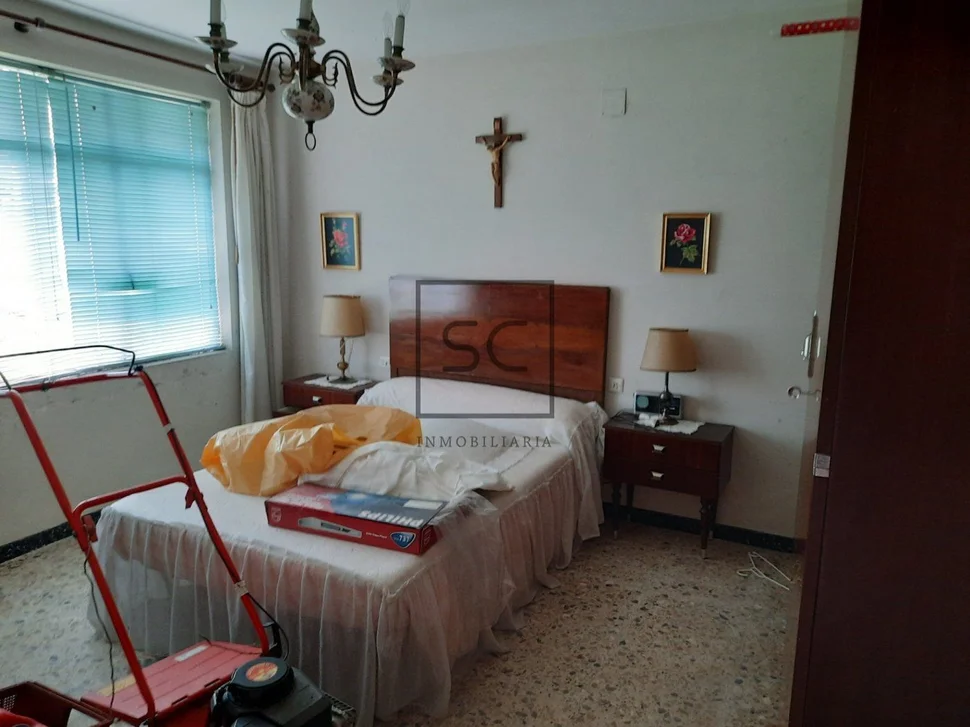 Vivienda adosada para reforma integral en piñeiros, narón