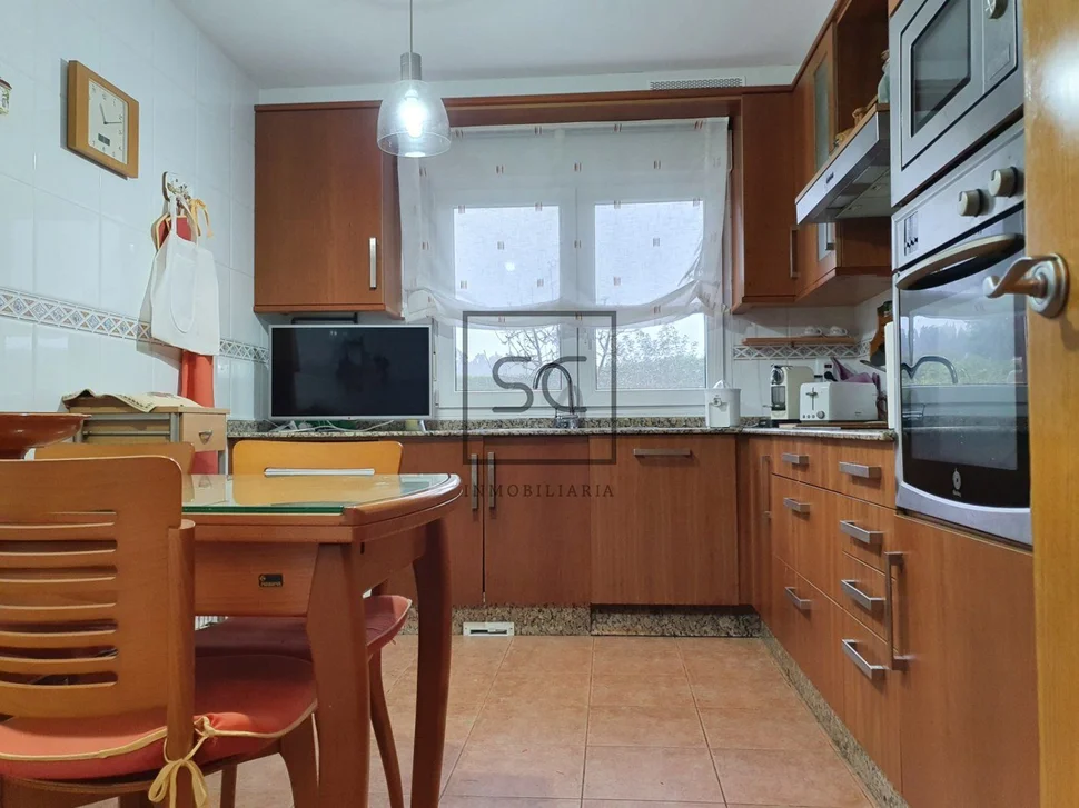 Chalet con piscina y barbacoa en veige-playa cirro-carnoedo, sada